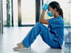 nurses leaving the profession struggles